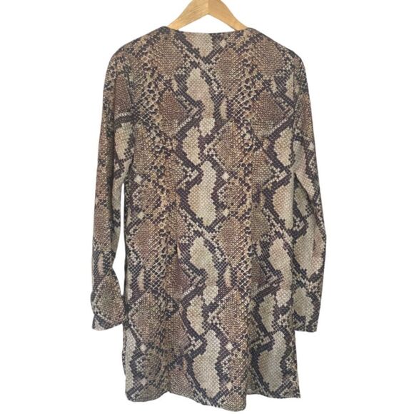 ASOS DESIGN Mini Dress with Slits in Snake Print - Picture 4 of 9